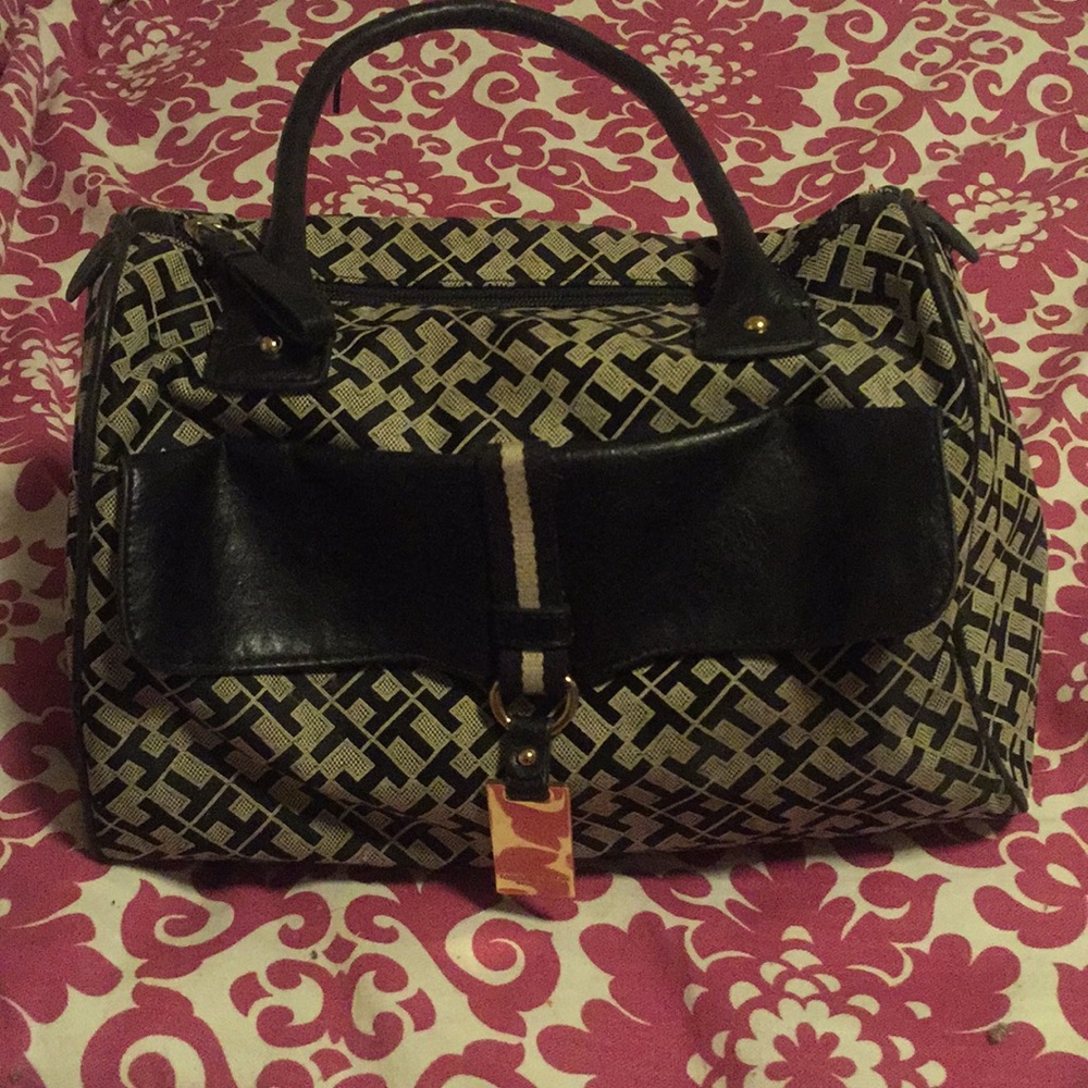 Tommy Hilfiger Purse